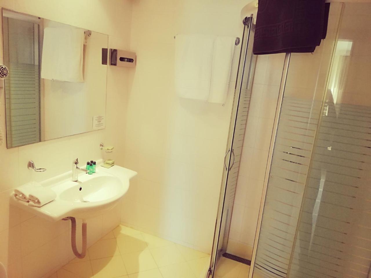 Hotel Plaza Burgaz Dış mekan fotoğraf